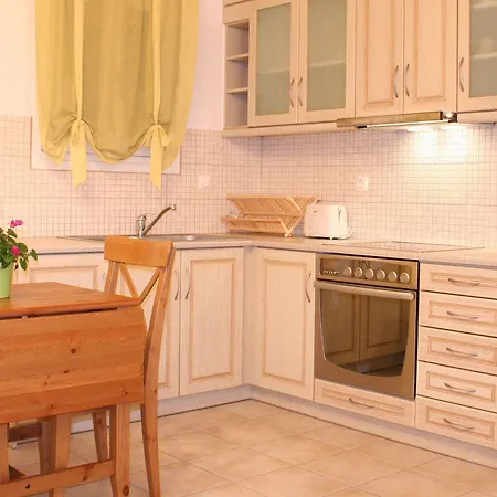 Meliti Apartamento *